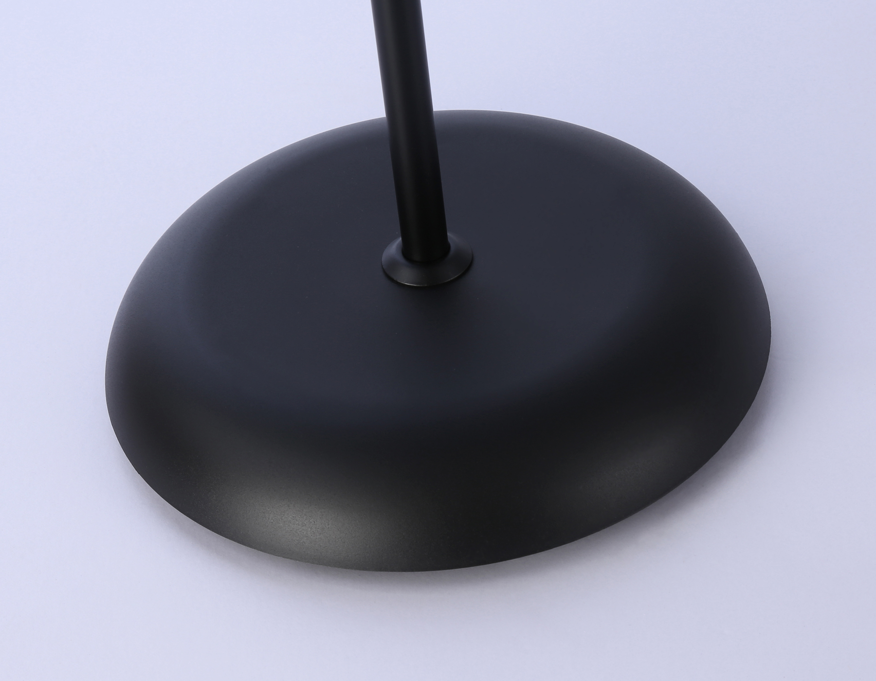 Торшер Ambrella TR97618 BK черный E27 max 40W D245*1760