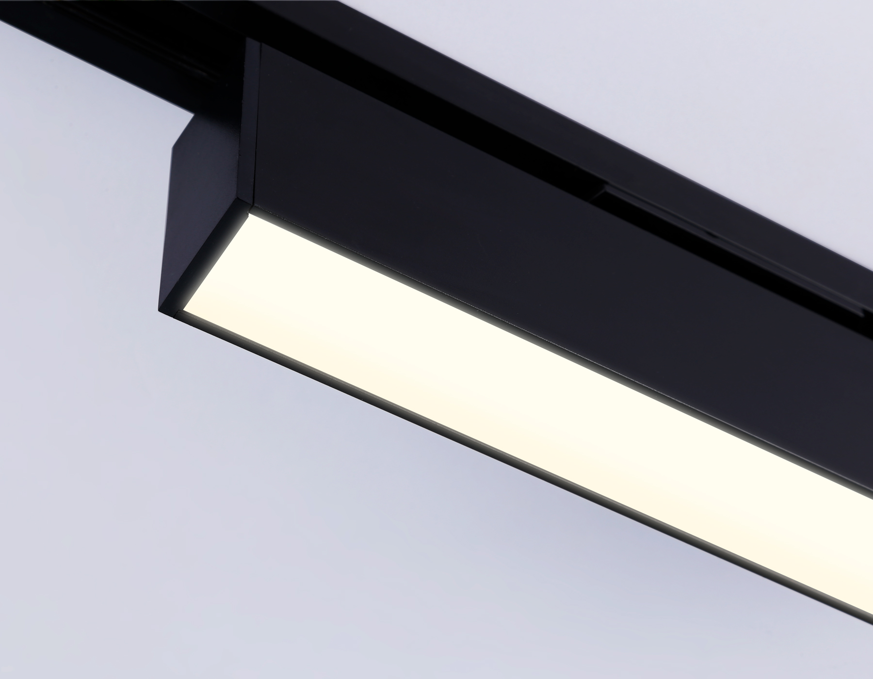 GL6765 BK черный LED 12W 3000K 300*22*48 GL6765 BK черный LED 12W 3000K 300*22*48