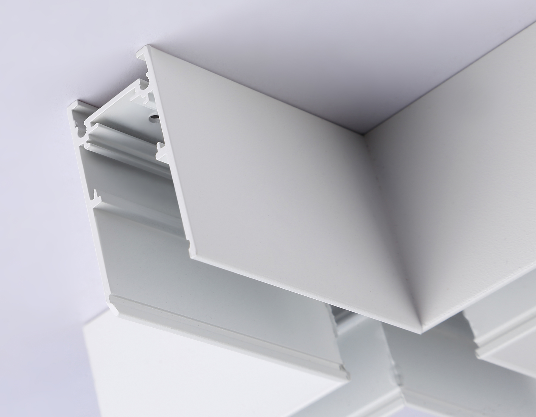 Коннектор X-образный для накладного шинопровода Ambrella GL3375 WH белый 170*170*53.7