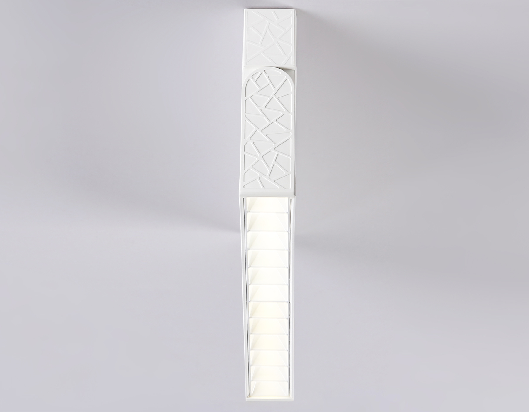 TA1825 WH белый LED 12W 4200K 230*22*87