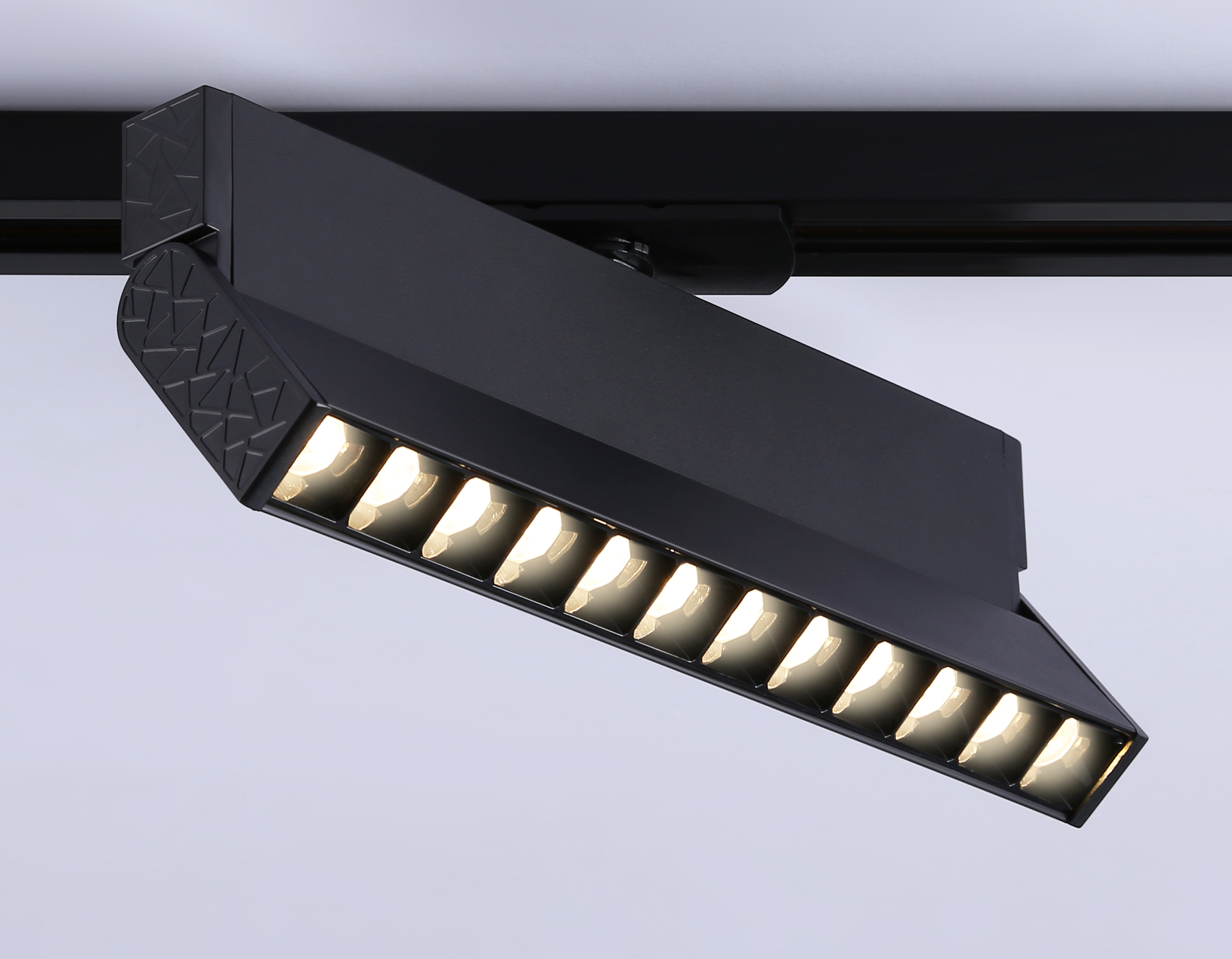 GL6817 BK черный LED 12W 3000K 24° 230*22*87