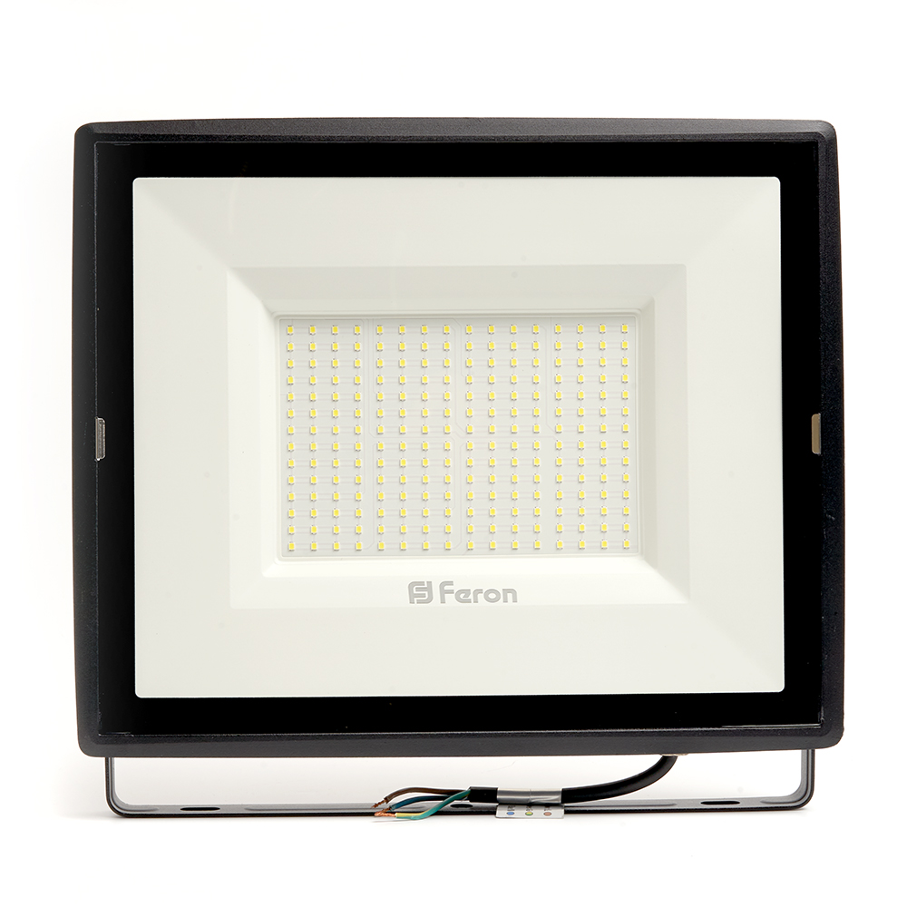 Светодиодный прожектор Feron LL-924 IP65 200W 6400K Светодиодный прожектор Feron LL-924 IP65 200W 6400K