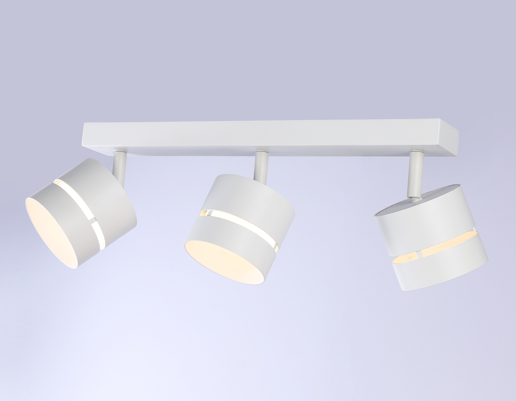 Накладной поворотный спот Ambrella TN71062/3 WH белый GX53/3 max 12W 405*85*150