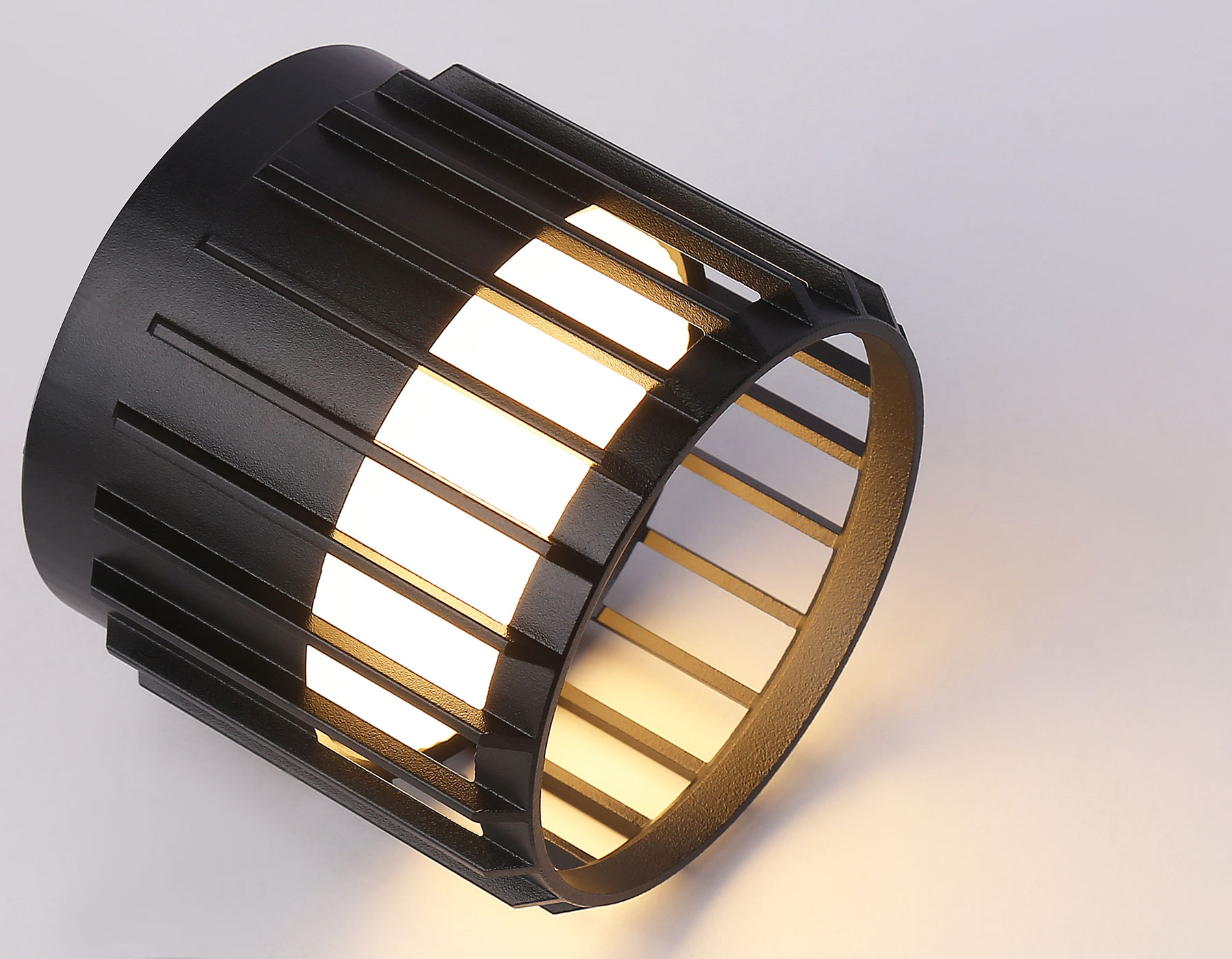 Накладной спот Ambrella TN71155 BK черный GX53 D100*80 Накладной спот Ambrella TN71155 BK черный GX53 D100*80