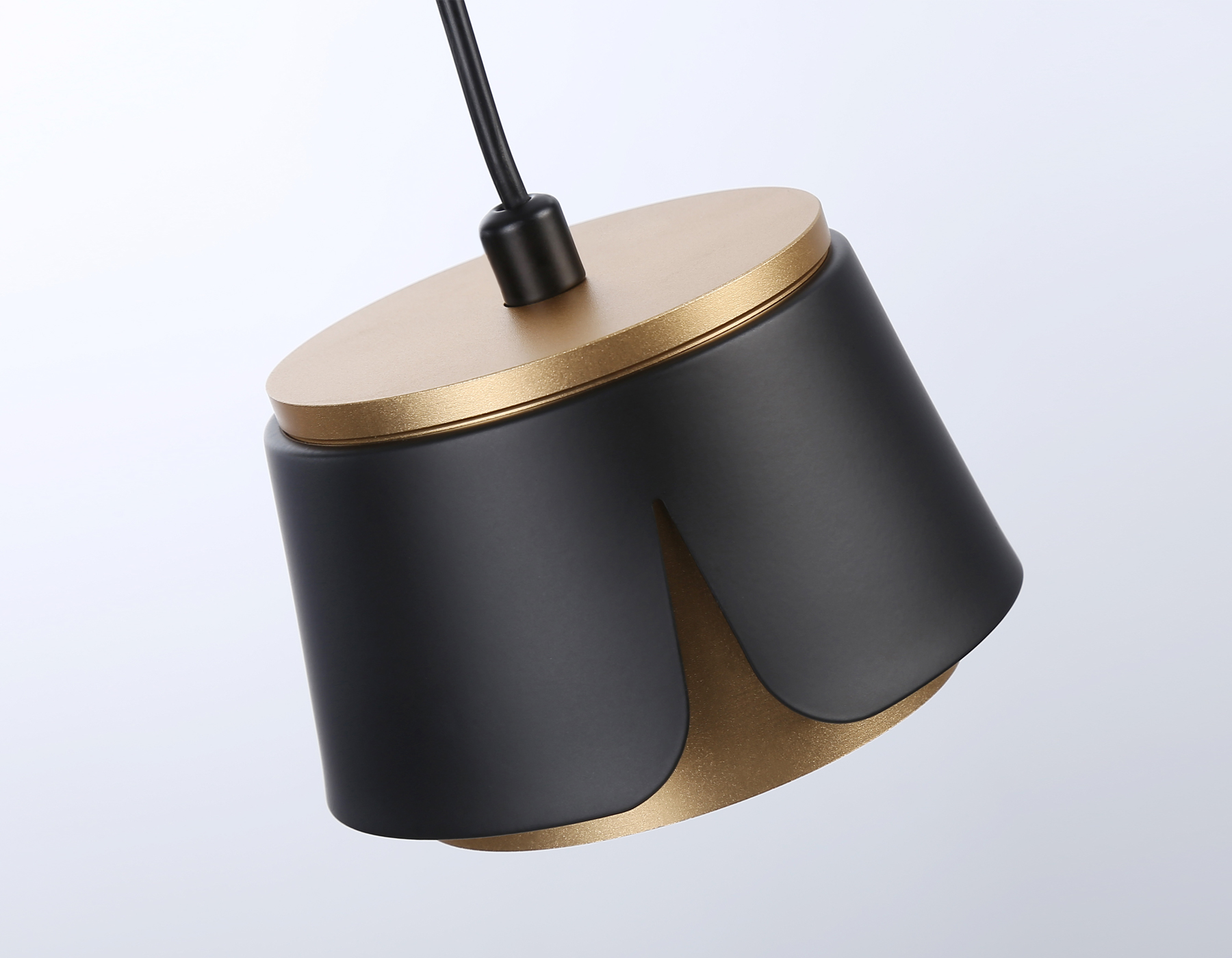 Светильник подвесной Ambrella TN71247 BK/GD черный/золото GX53 D100*1090