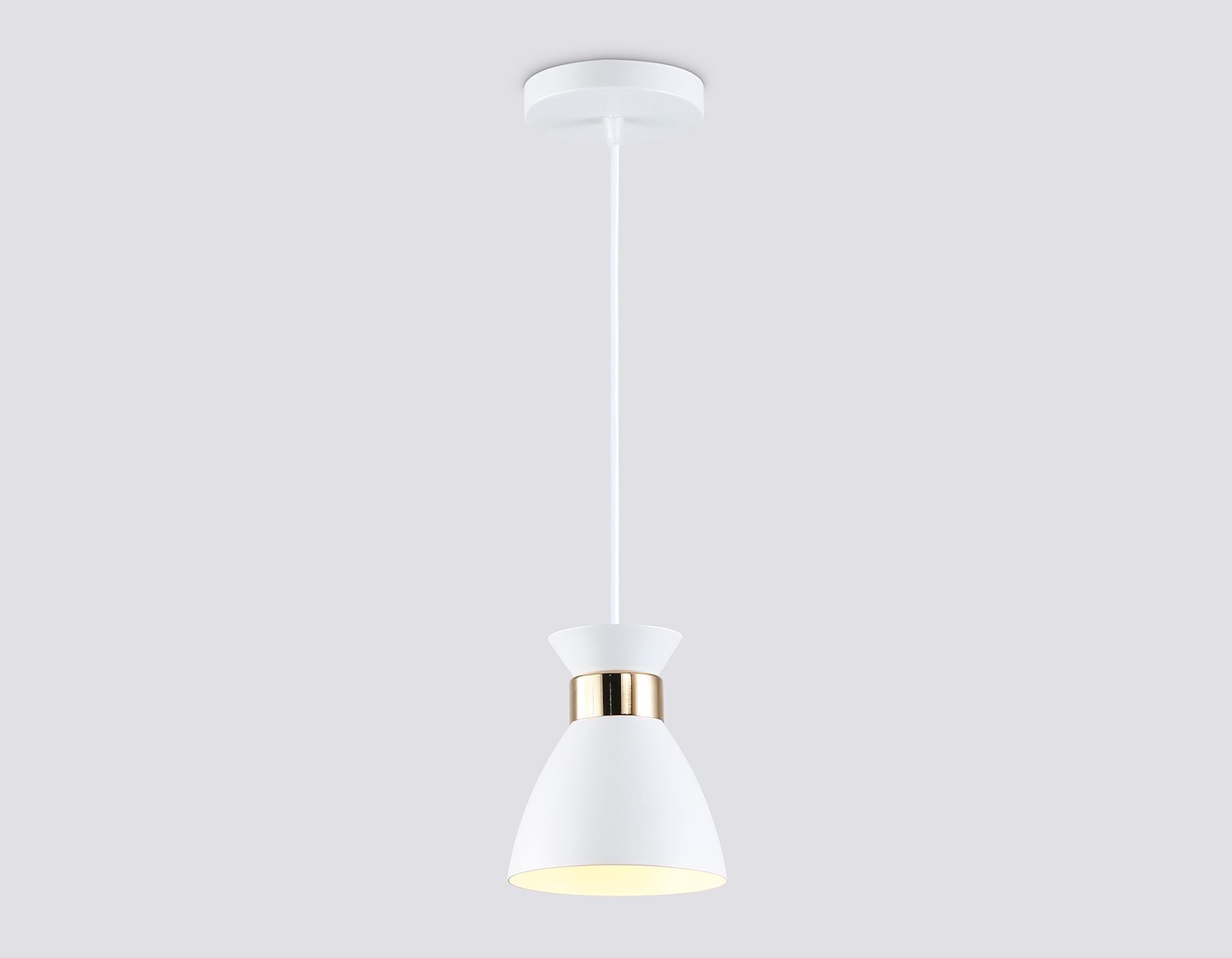 TR8465 WH/FGD белый/золото E27 max 60W D130*1000 TR8465 WH/FGD белый/золото E27 max 60W D130*1000