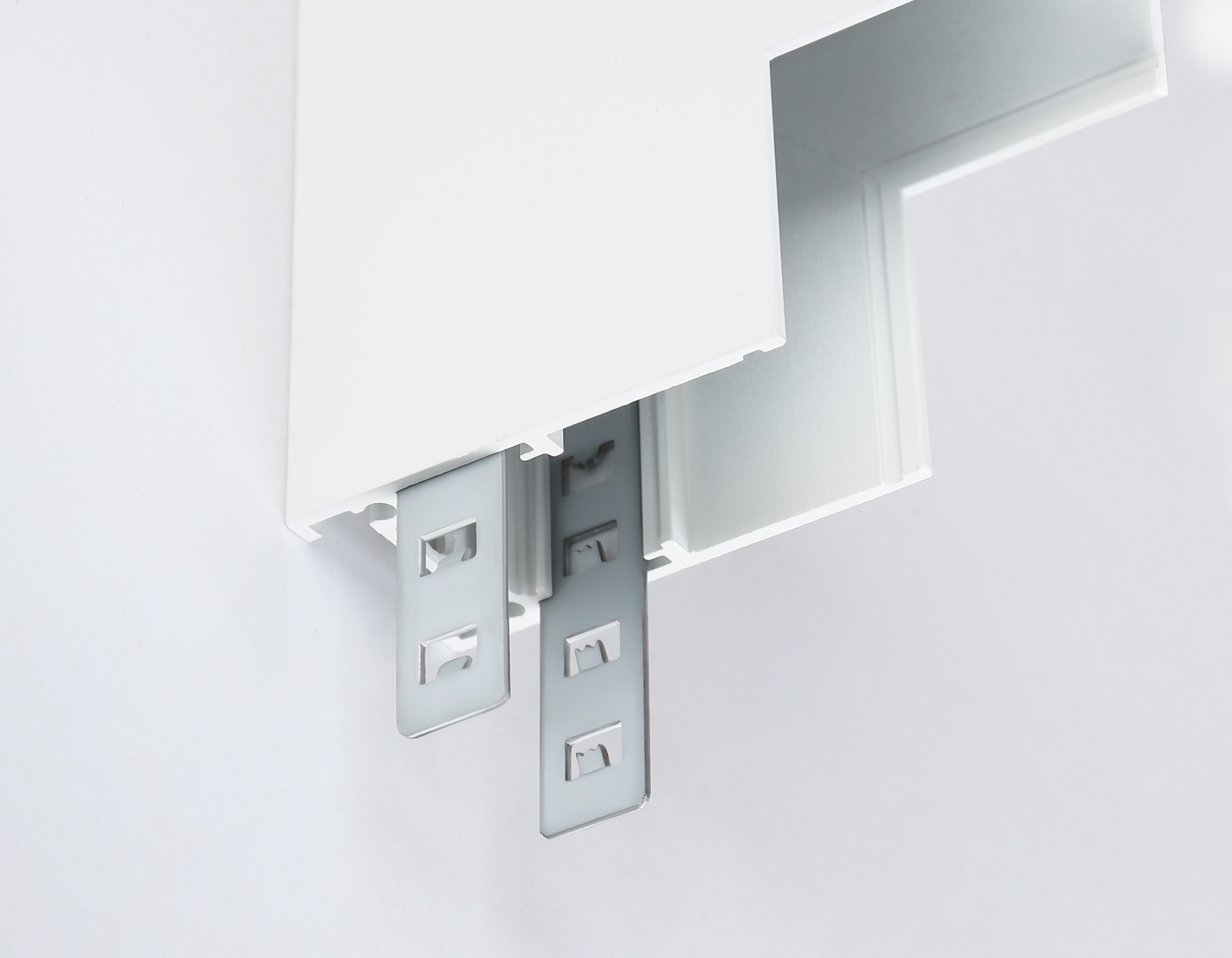 GL3377 WH белый коннектор угловой внутренний для накладного шинопровода 85*85*H26.9