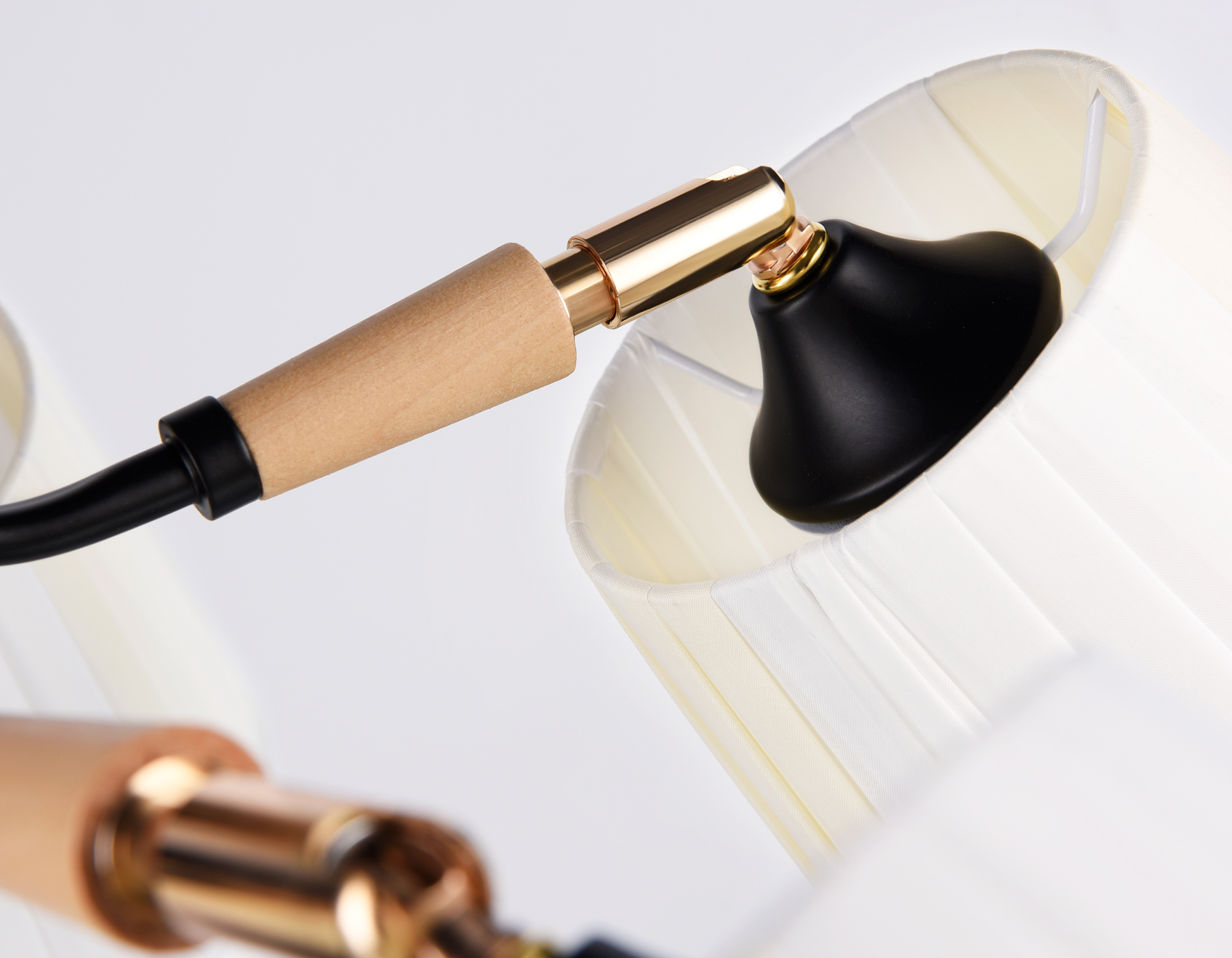 Светильник подвесной Ambrella TR4733/5 BK/LWD черный/светлое дерево E27/5 max 40W D610*270