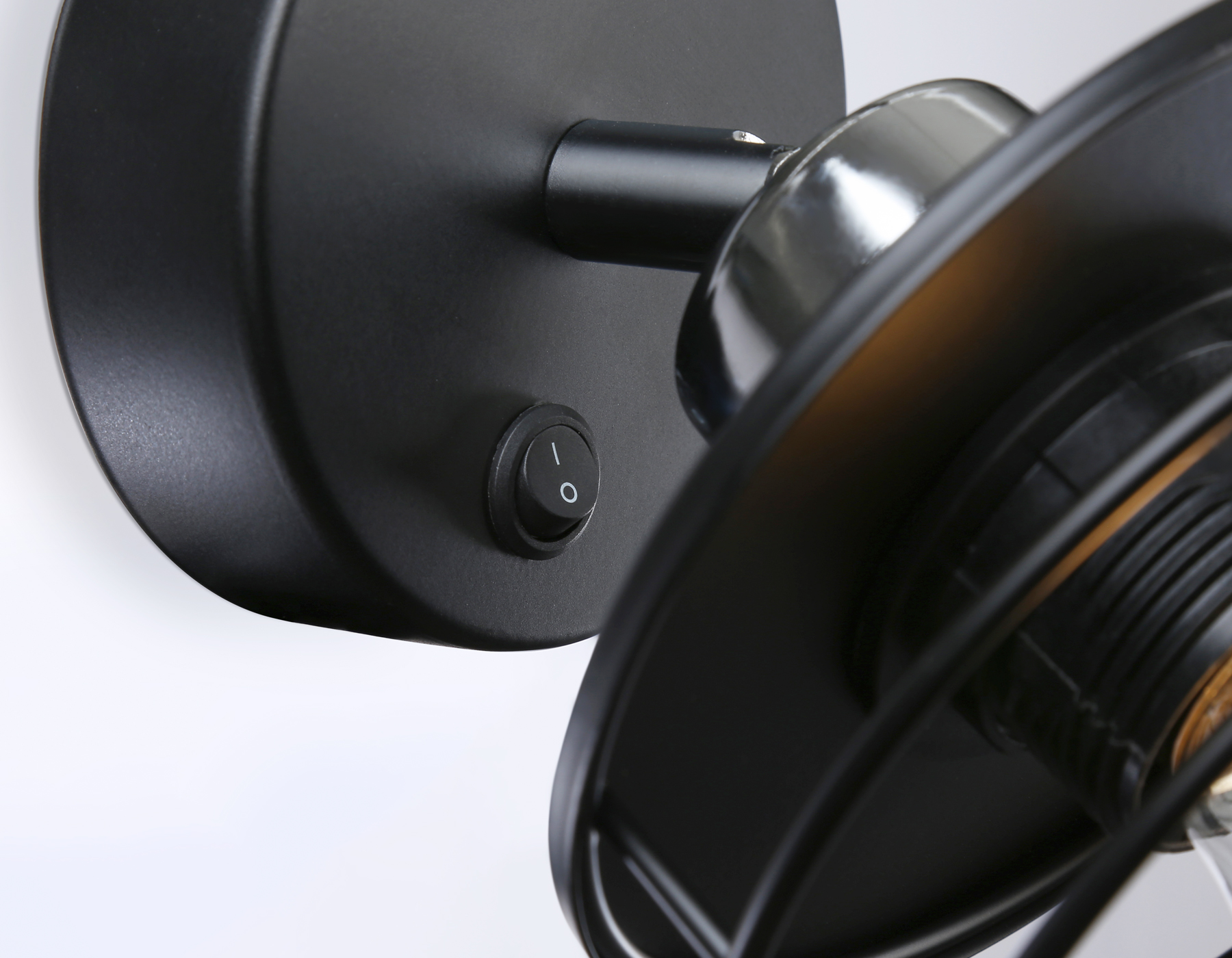 Накладной спот TR8088 BK/CH черный/хром E27 max 40W D120*200