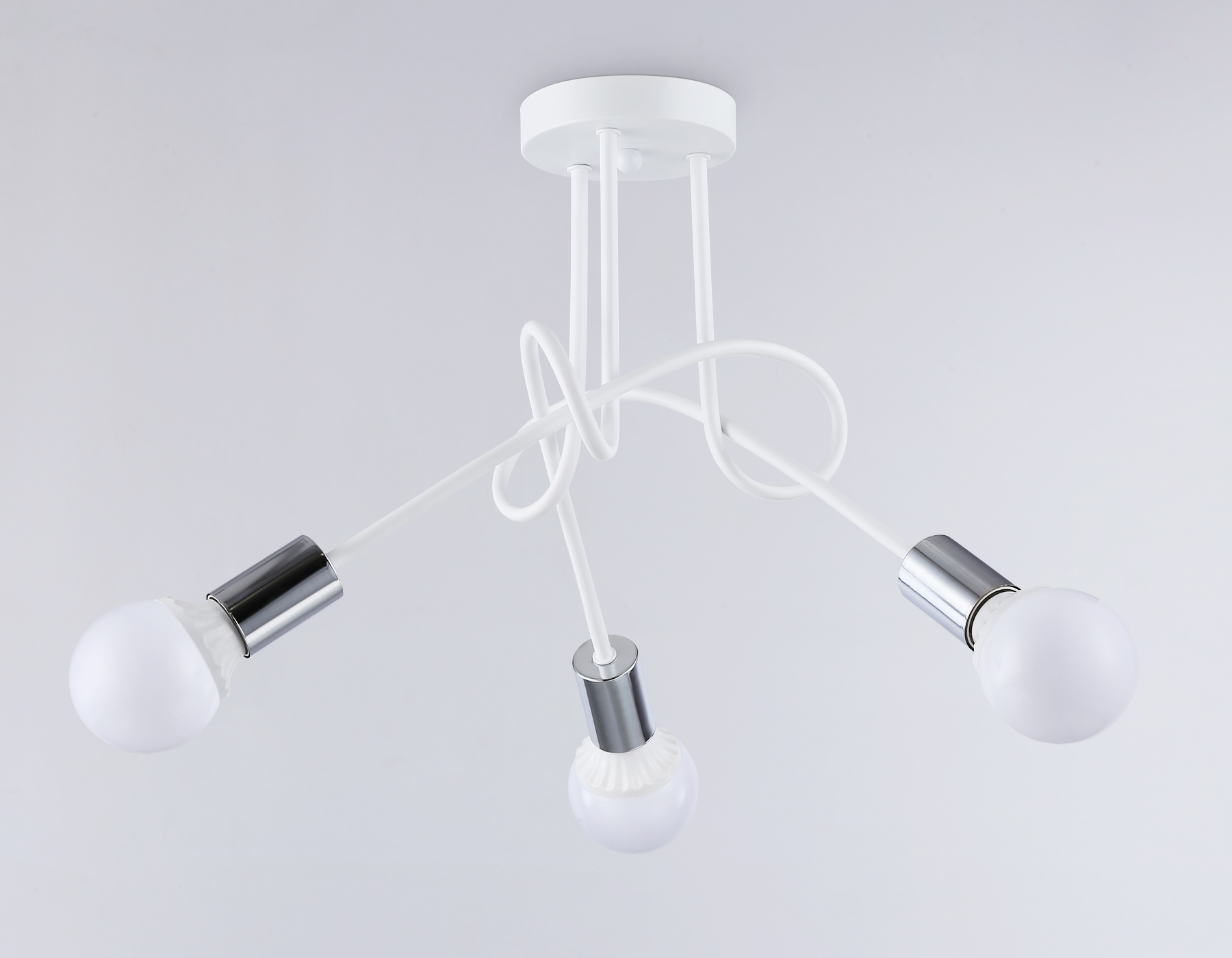 TR80414/3 WH/CH белый/хром E27/3 max 60W D670*370