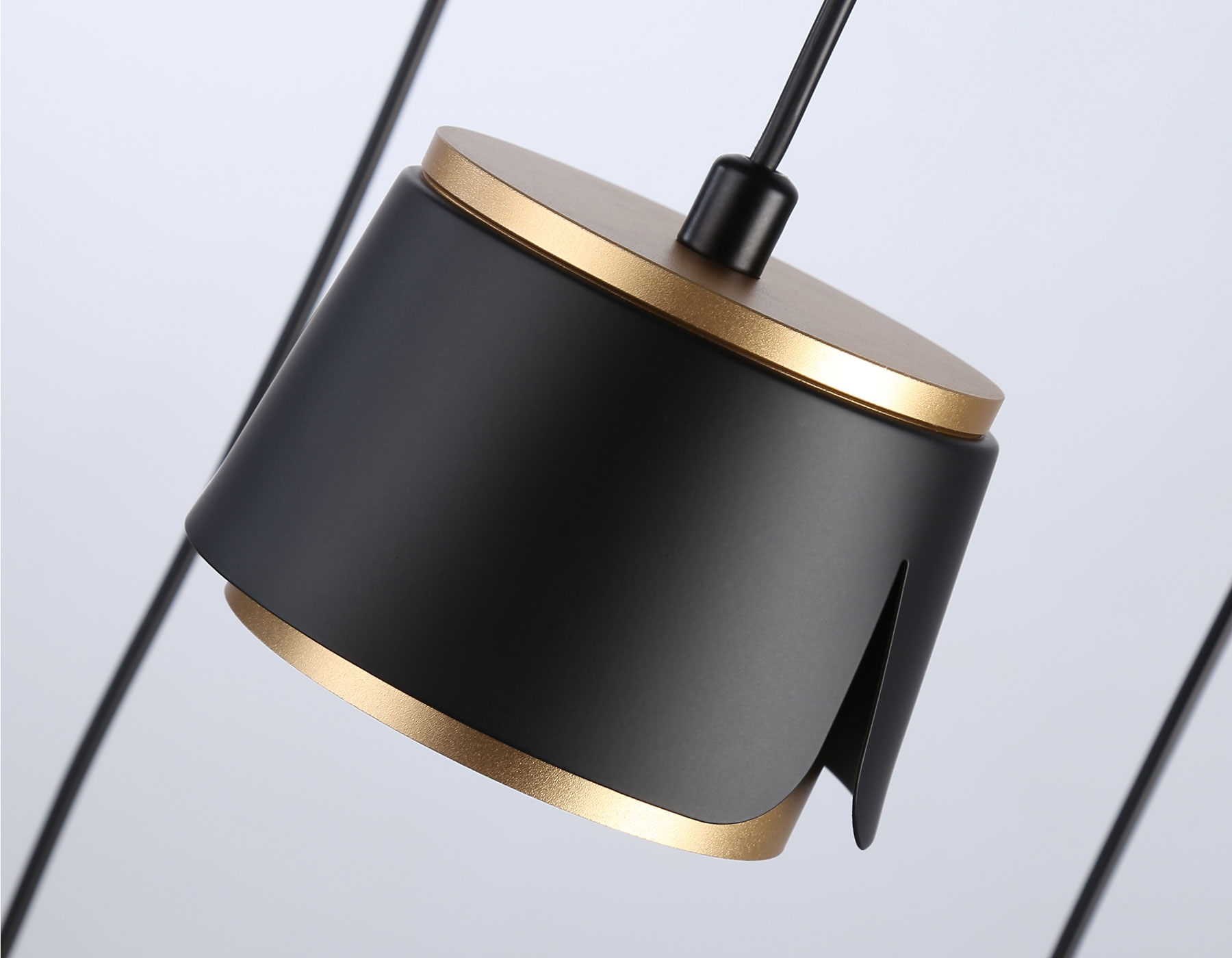 Светильник подвесной Ambrella TN71252/3 BK/GD черный/золото GX53/3 D250*1090