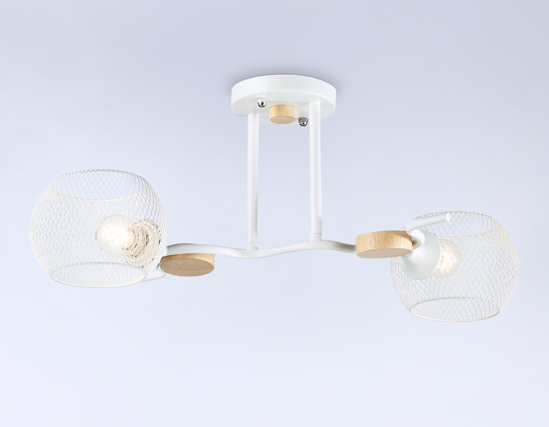 Светильник потолочный Ambrella TR80161/2 WH белый E27/2 max 40W 550*360*220 Светильник потолочный Ambrella TR80161/2 WH белый E27/2 max 40W 550*360*220