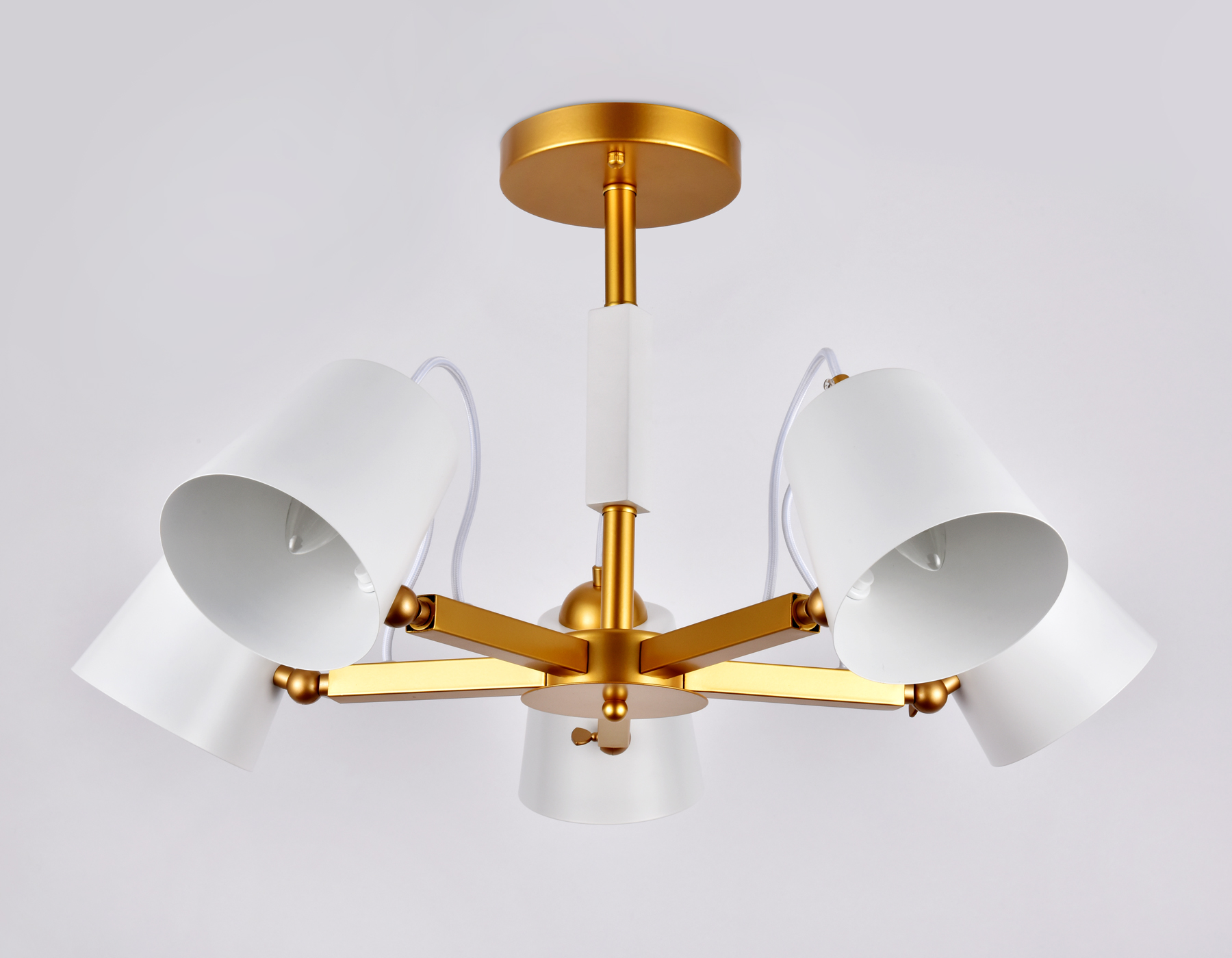Подвесная люстра Ambrella TR3101/5  белый/золото E14 max 40W D680*370 Подвесная люстра Ambrella TR3101/5  белый/золото E14 max 40W D680*370
