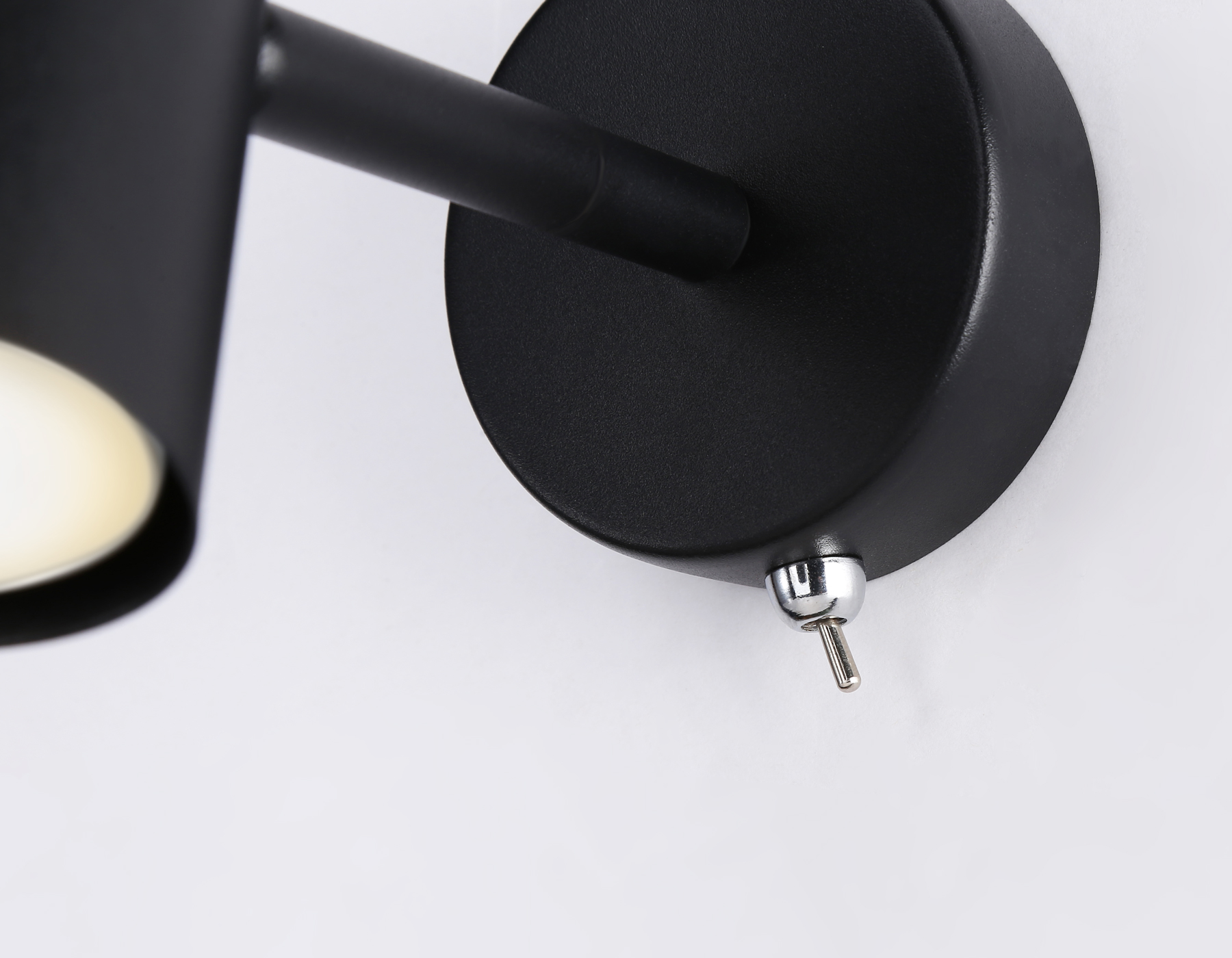 Настенный светильник с выключателем Ambrella TA13184 BK черный GU10 max 12W D60*L120*H150