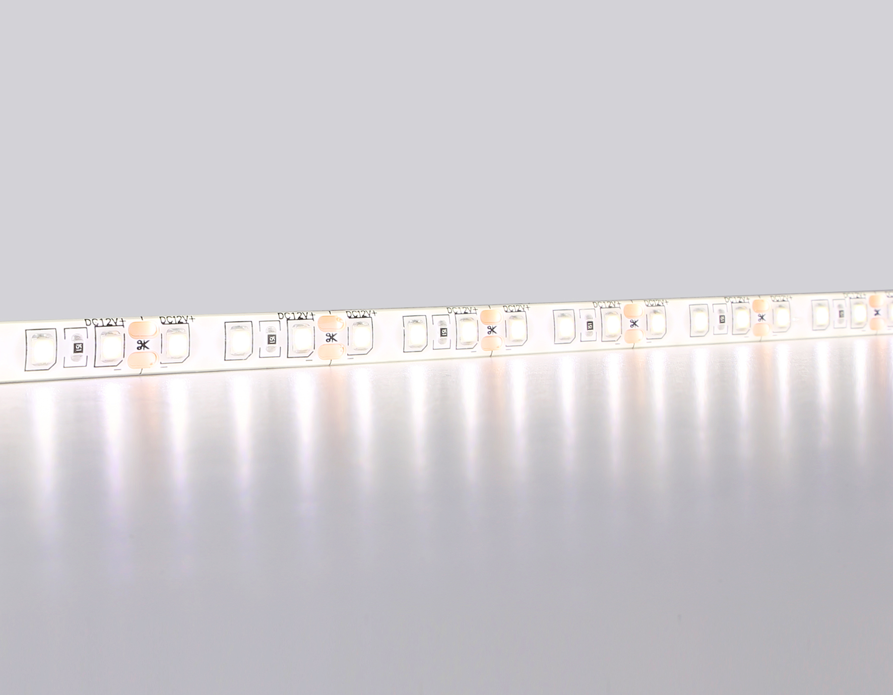 GS1202 2835 120Led/ 9.6W m/ 12V IP65 4500K/ 5000*8*2.27mm (2 конт.)