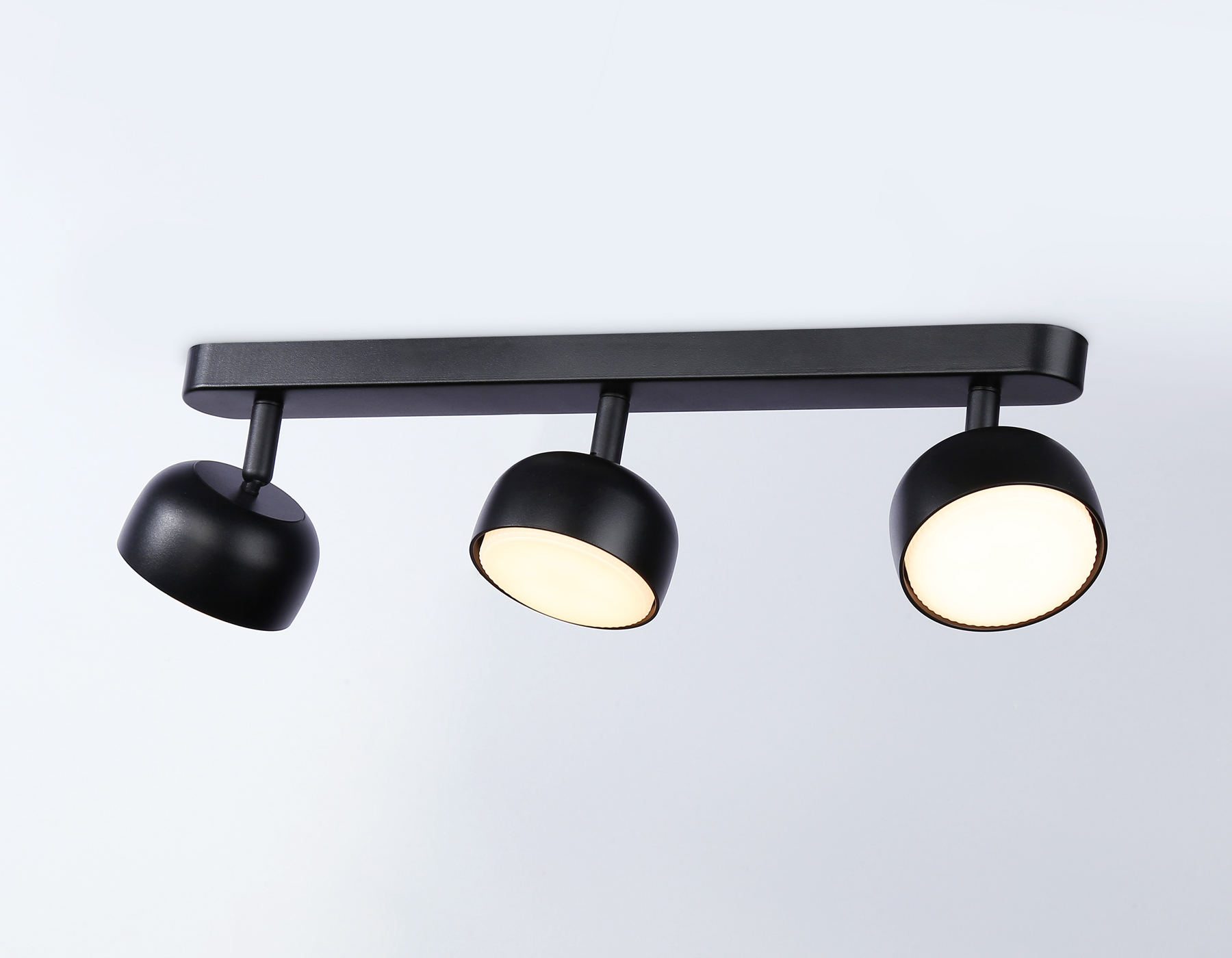 Накладной поворотный спот Ambrella TN71018/3 BK черный GX53/3 max 12W 400*80*90