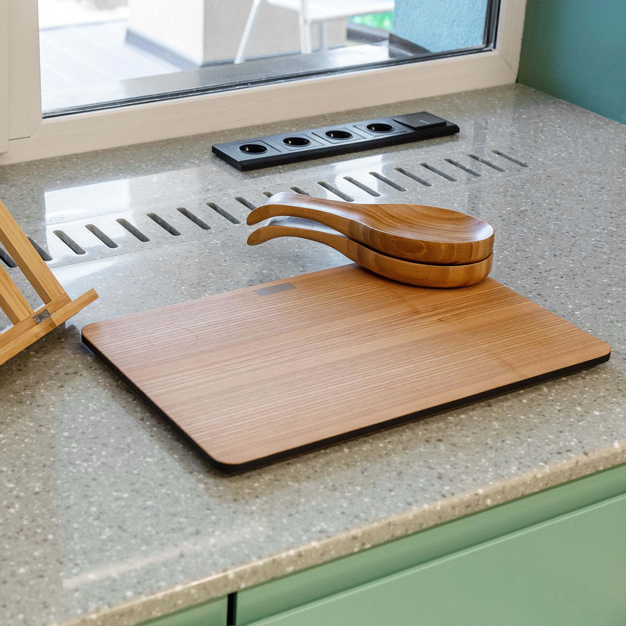 Рамка WERKEL Stark на 5 постов (черный) WL04-Frame-05-black / W0051808 / a030809