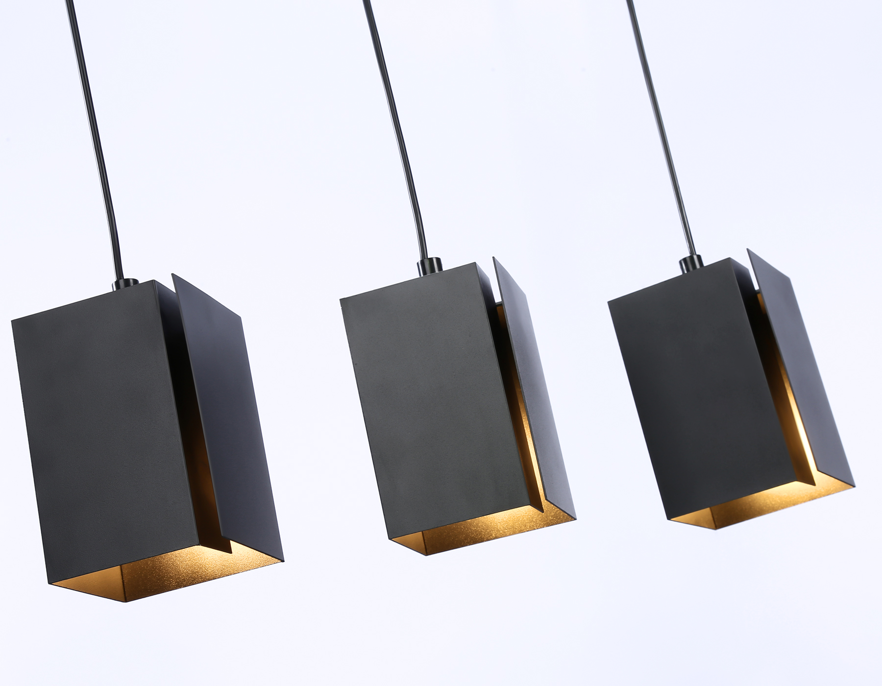 Светильник подвесной Ambrella TN5141/3 BK черный E27/3 max 40W 400*80*1150