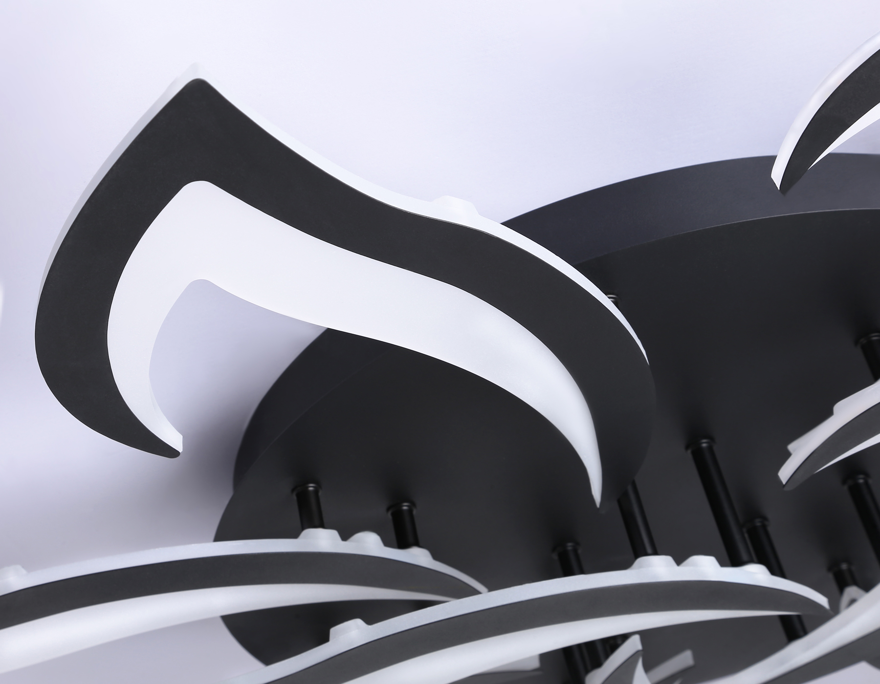 Подвесной светильник FA4474/7+3 BK черный 112W 3000+6400K/4200K/6400+3000K D850*120 (ПДУ ИК)