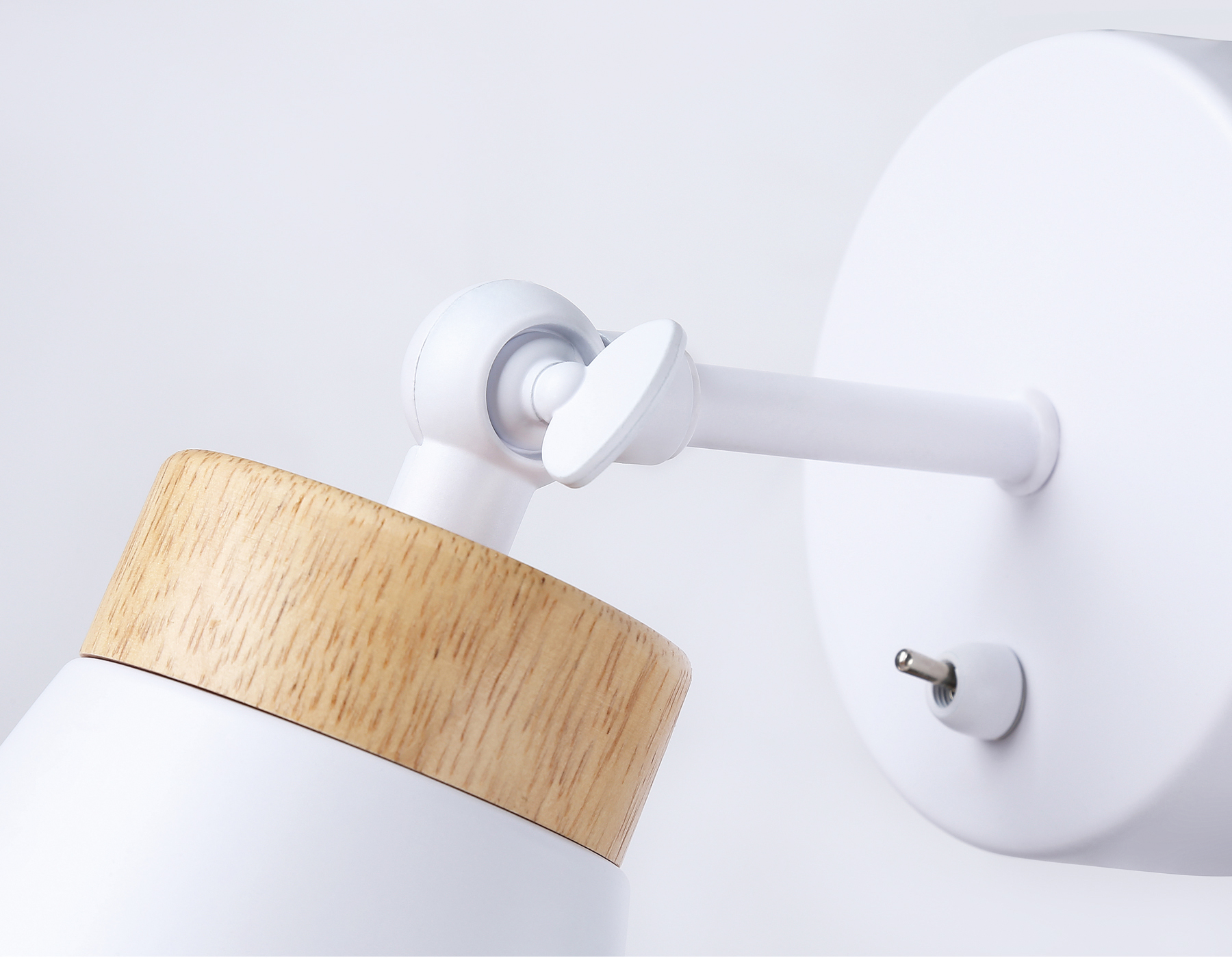 Накладной спот TR8213 WH/LW белый/светлое дерево E27 max 40W D120*252