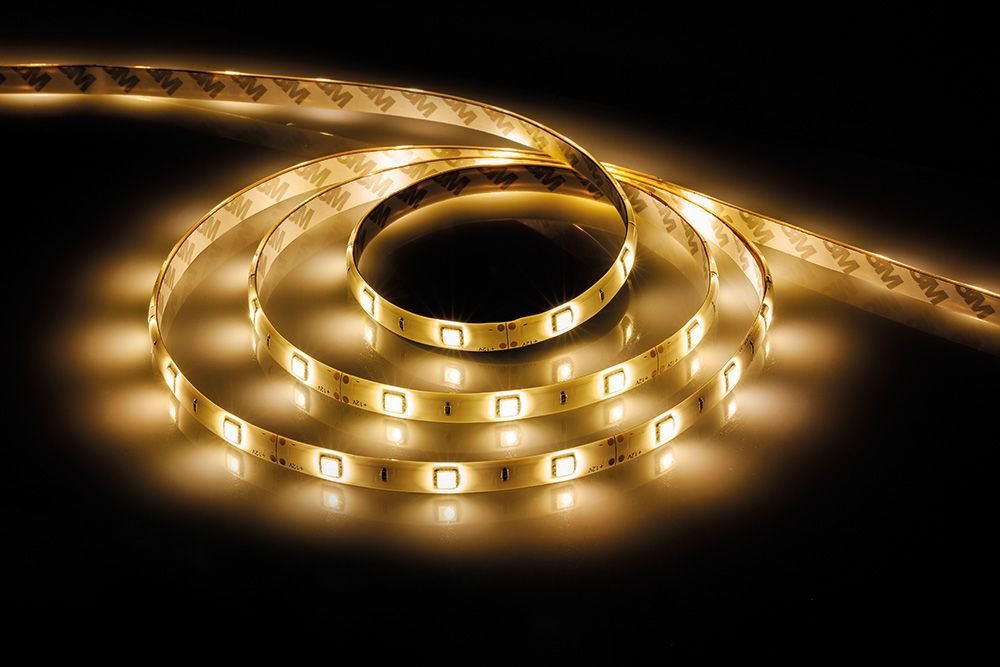 Cветодиодная LED лента Feron LS607, 30SMD(5050)/м 7.2Вт/м  5м IP65 12V 3000К Cветодиодная LED лента Feron LS607, 30SMD(5050)/м 7.2Вт/м  5м IP65 12V 3000К