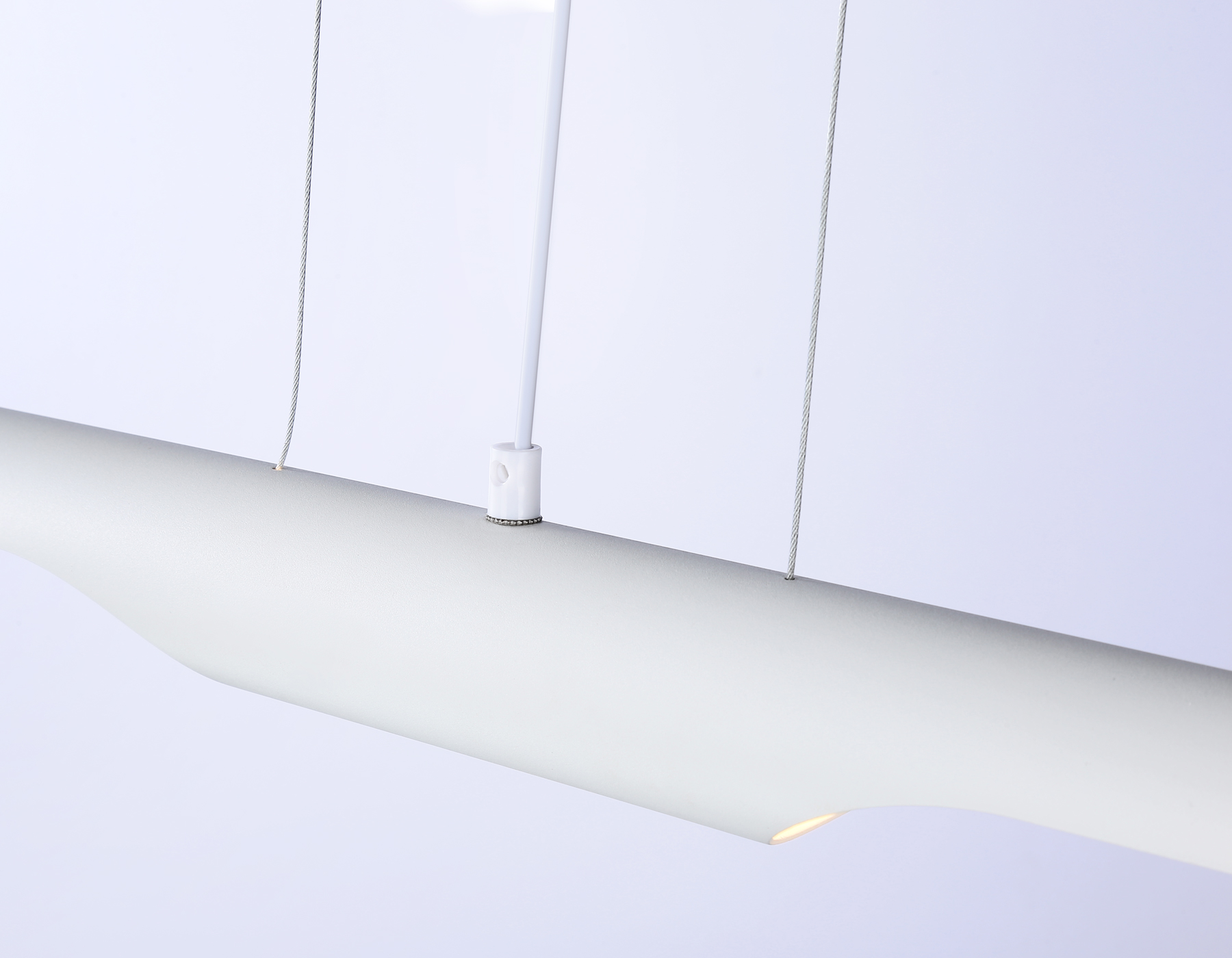 Светильник подвесной Ambrella TN5155/2 WH белый E27/2 max 40W 600*60*1100