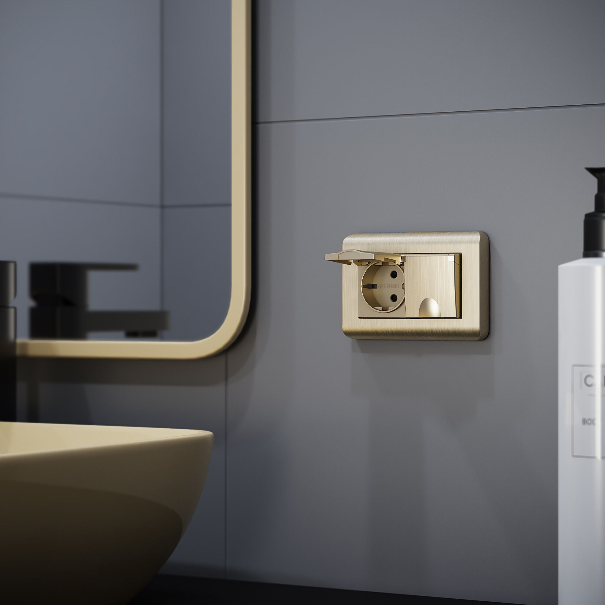 Розетка двойная влагозащ. с зазем. с защит. крышками и шторками Werkel (шампань рифленый) W1172210