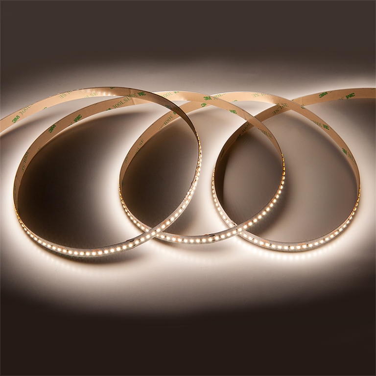 Лента светодиодная GENERAL 22 Вт/м, 24В, IP20, 4500К (2216, 240 диодов/м, 5м) 502741