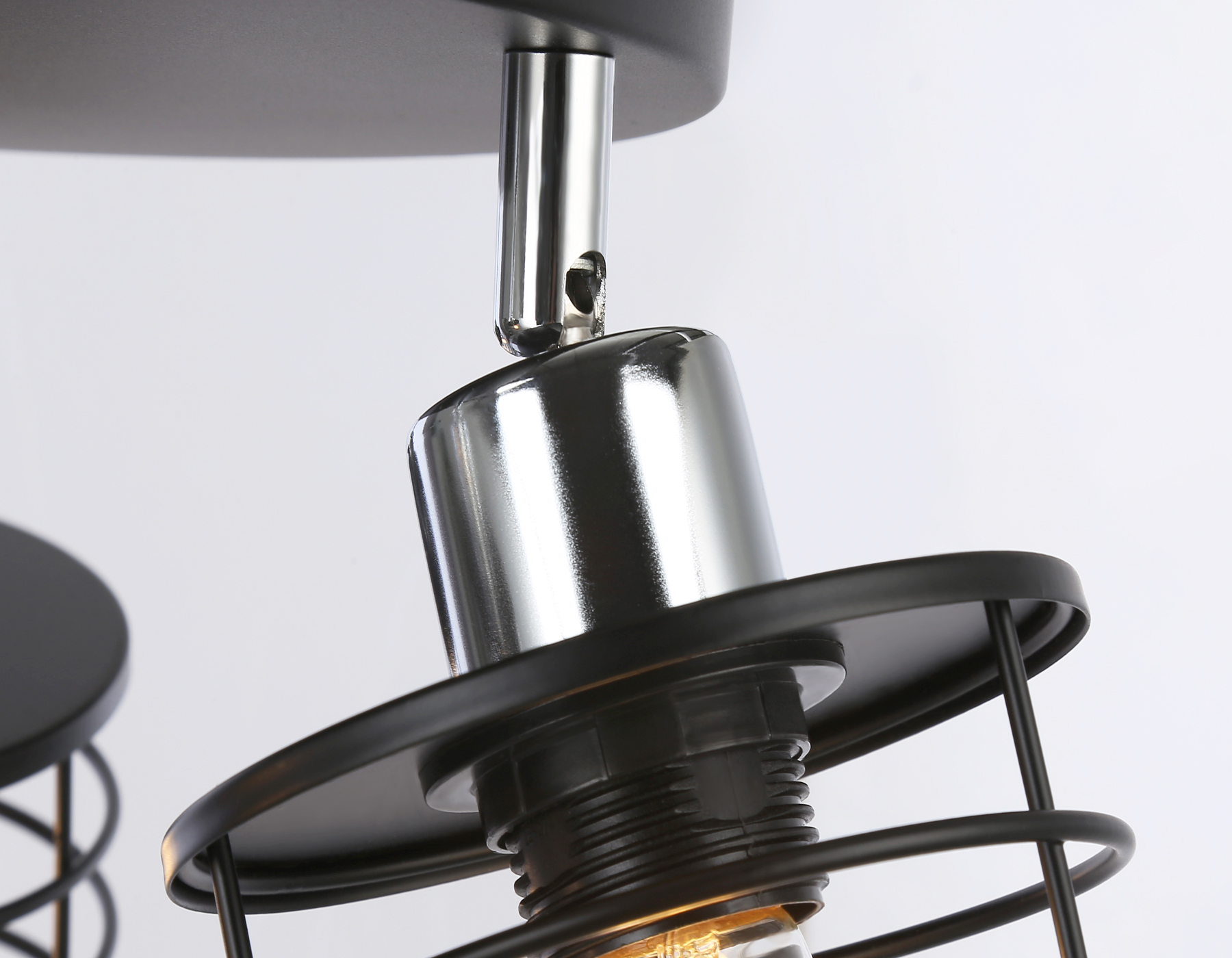 Настенно-потолочный спот Настенно-потолочный спот TR8092/3 BK/CH черный/хром E27*3 max 40W D372*190