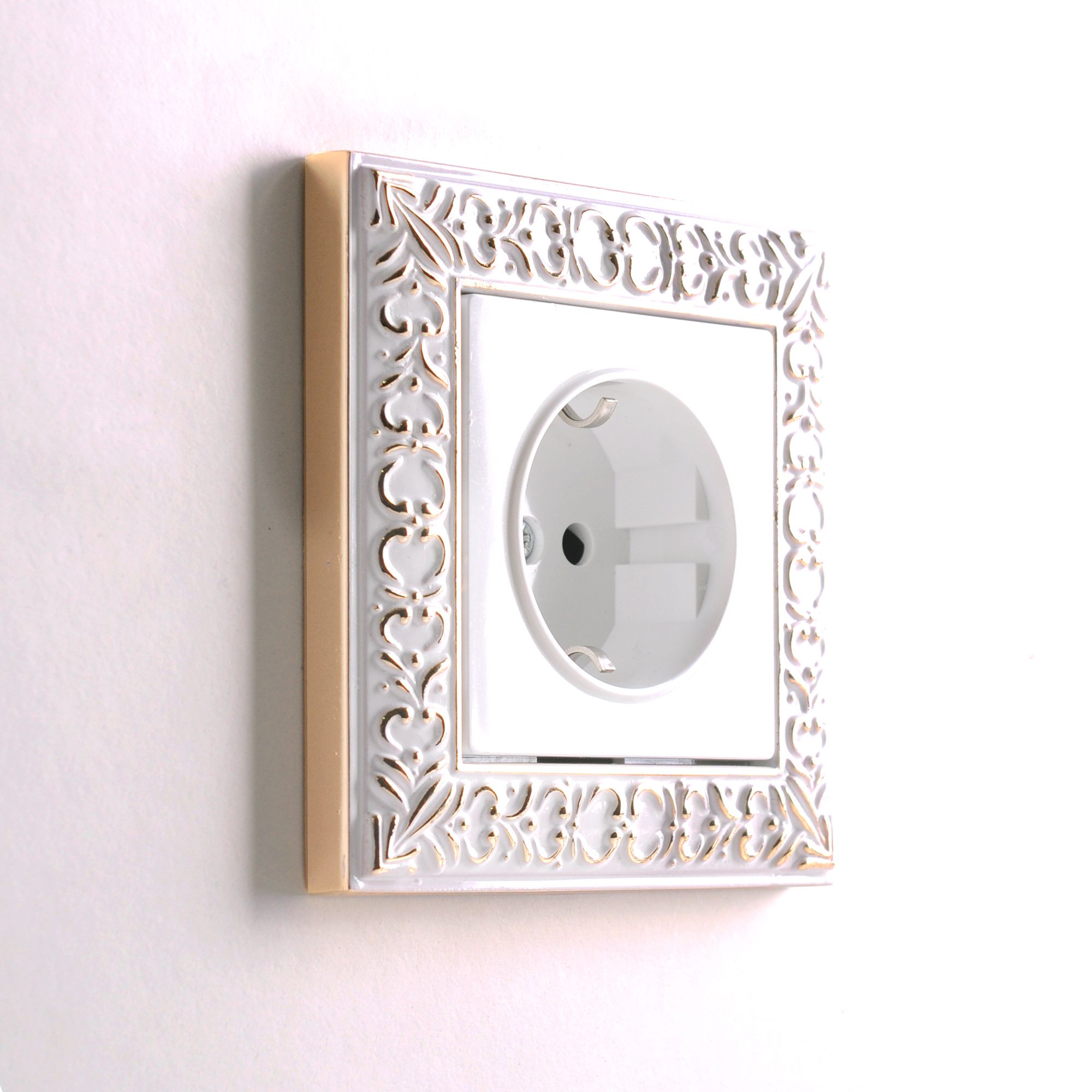 Рамка WERKEL Antik на 1 пост (белое золото) WL07-Frame-01 / W0011523 / a036748