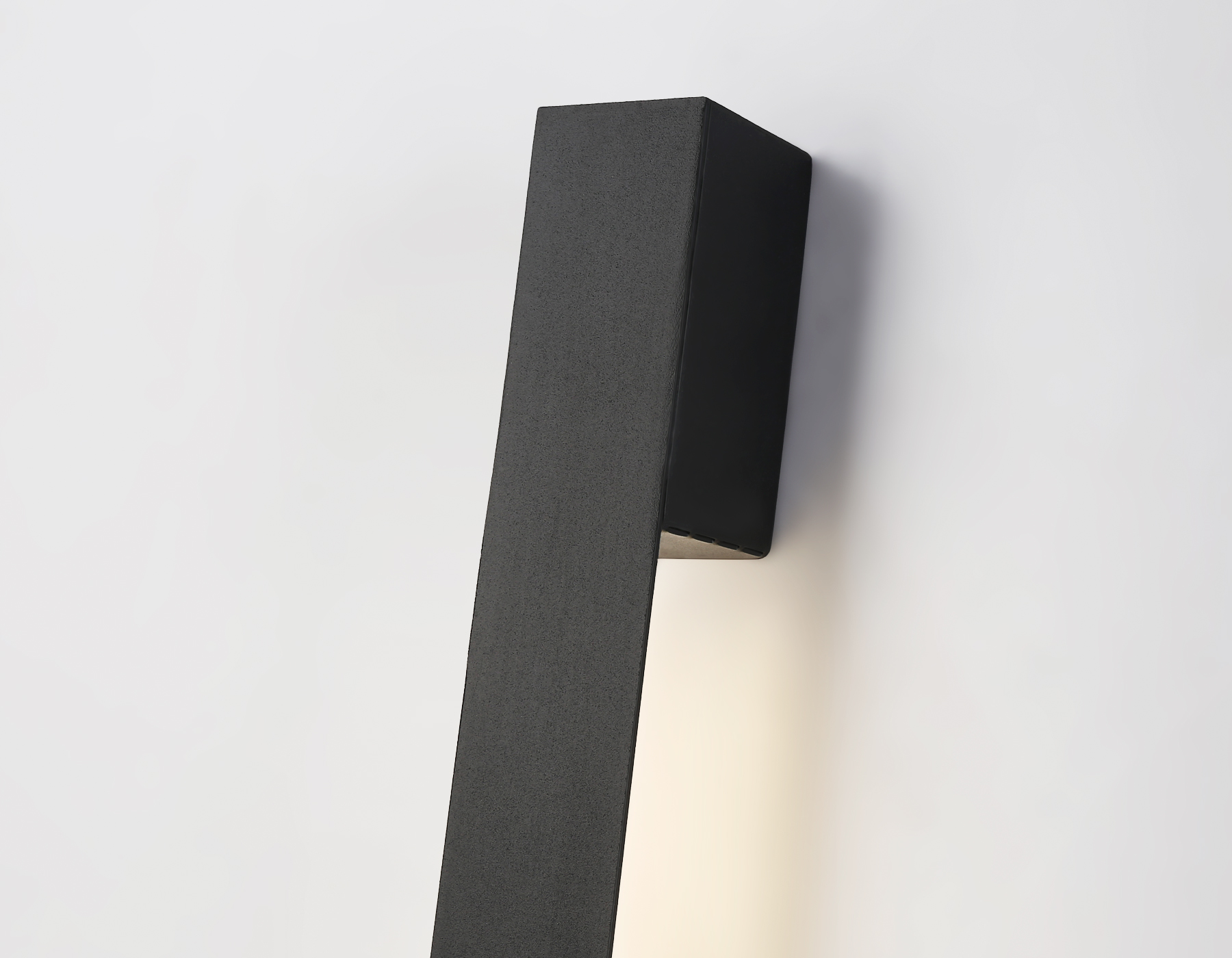 Настенный светильник Ambrella FW4412 SBK черный песок LED 4200K 6W 450*40*35