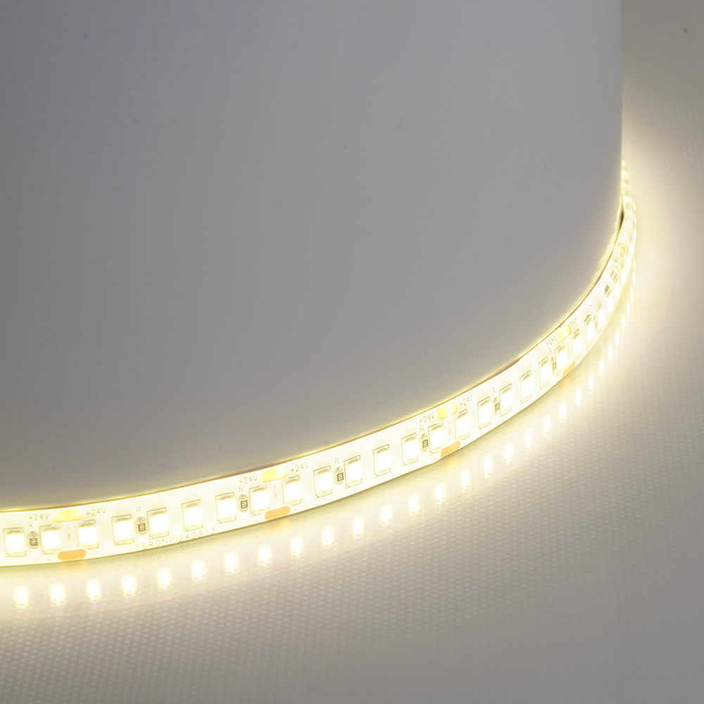 Светодиодная LED лента Feron LS512, 180SMD(2835)/м 16Вт/м 24V 5000*10*2.3мм 3000К IP65