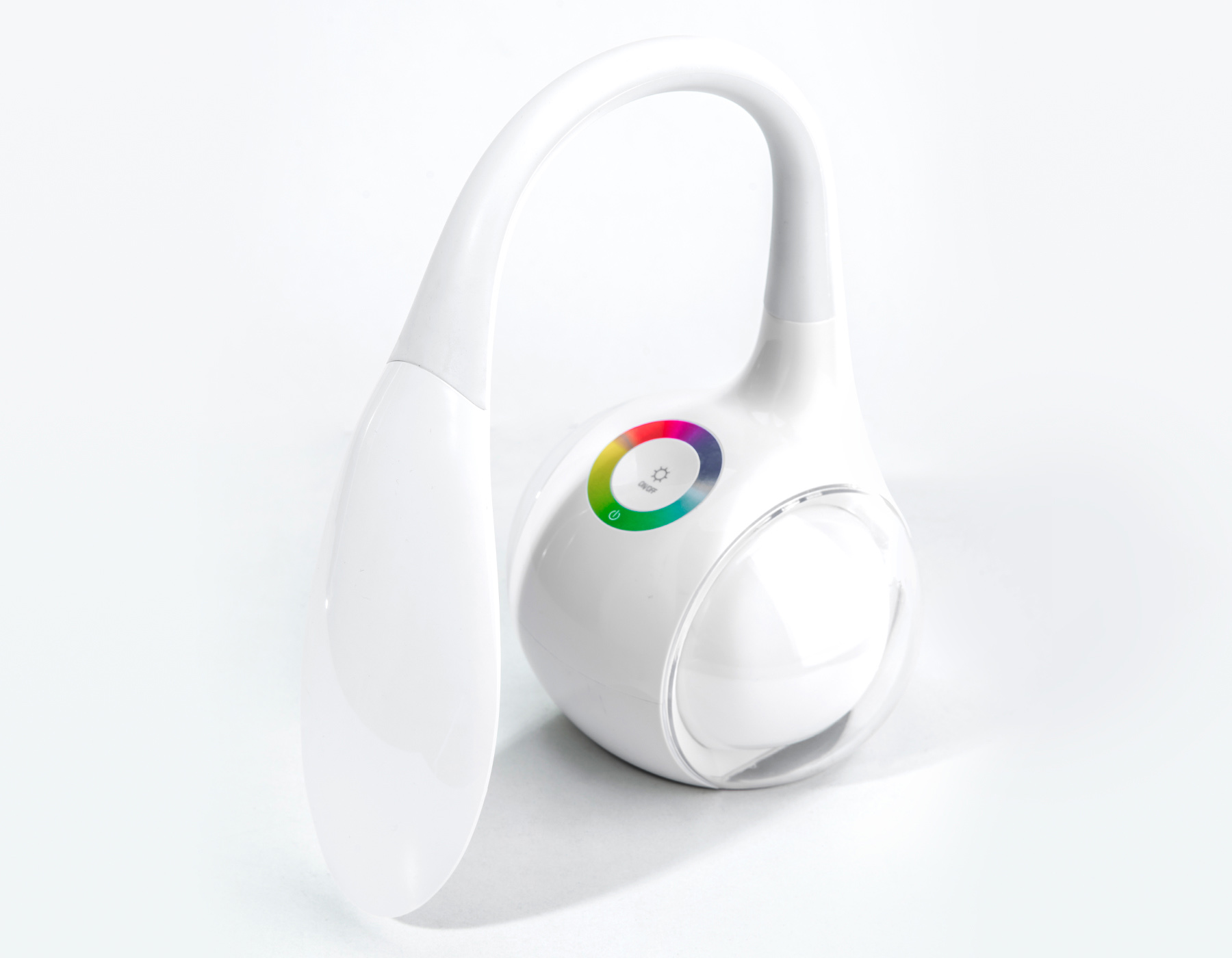 Светодиодная настольная лампа с RGB подсветкой Ambrella DE532 WH белый LED 4200K+RGB 7.5W