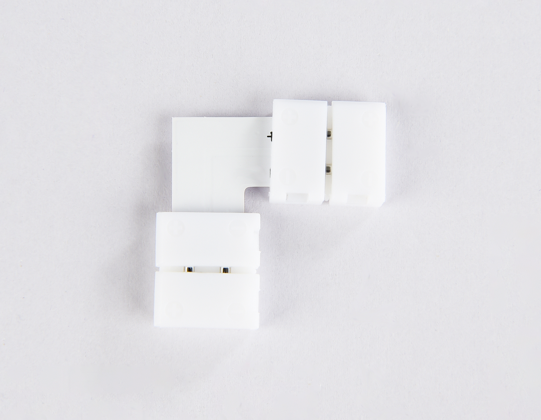 GS6551 Соединитель угловой L 5050 12/24V (2 конт.) (10шт)