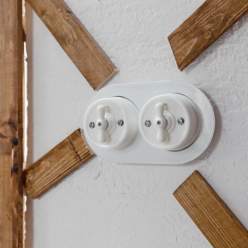 Рамка на 2 поста Werkel Favorit Runda (Белый) WL21-frame-02 / W0025101 / a044889