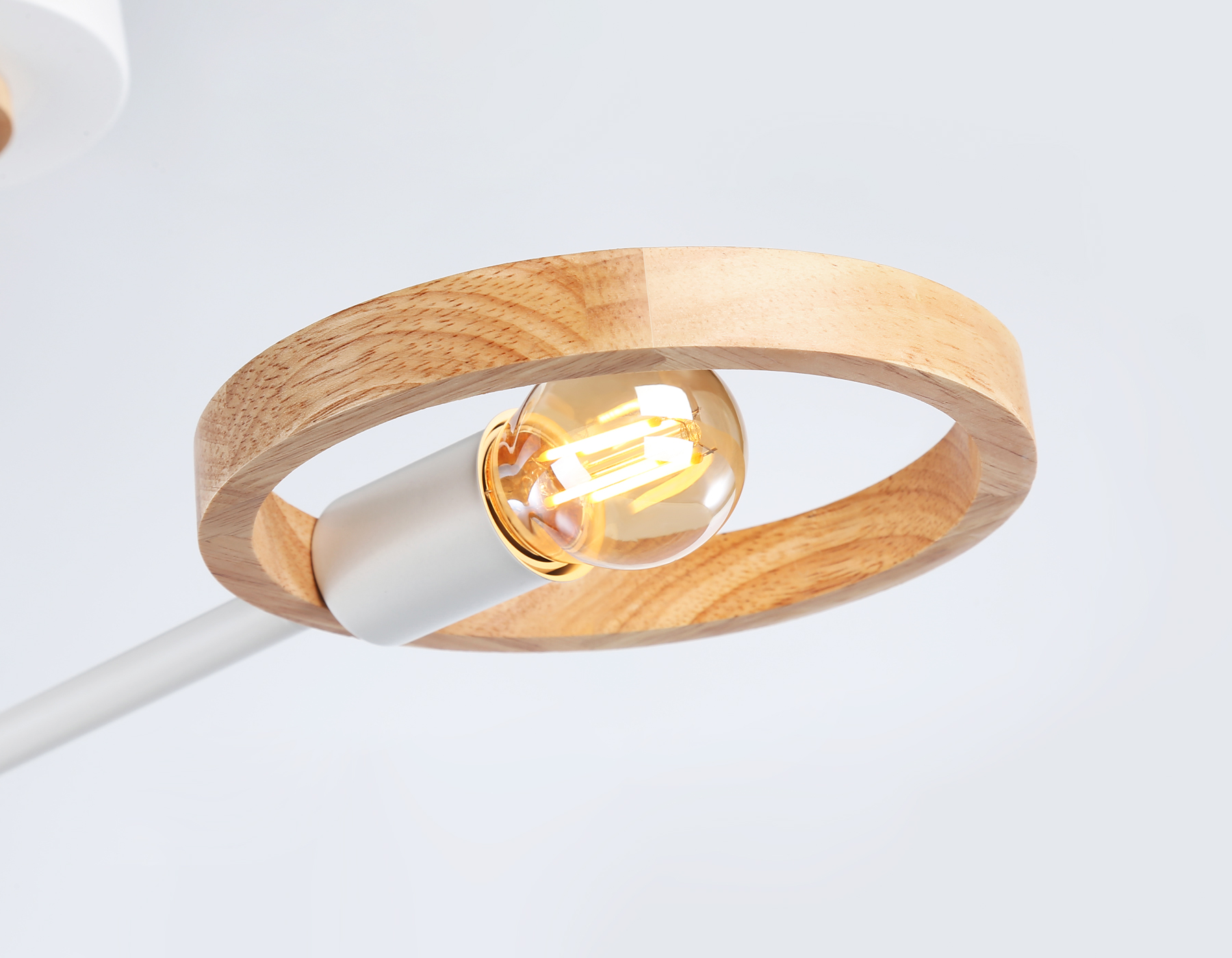 TR8243/2 WH/LWD белый/светлое дерево E27/2 max 40W 590*165*220