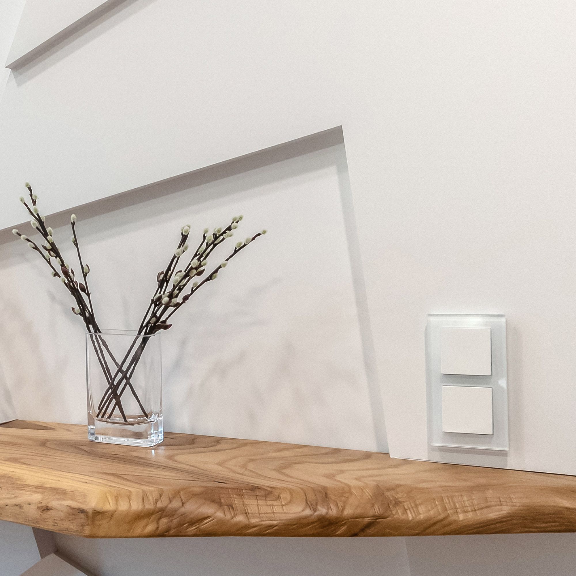 Выключатель одноклавишный WERKEL (белый) WL01-SW-1G / W1110001 / a028643