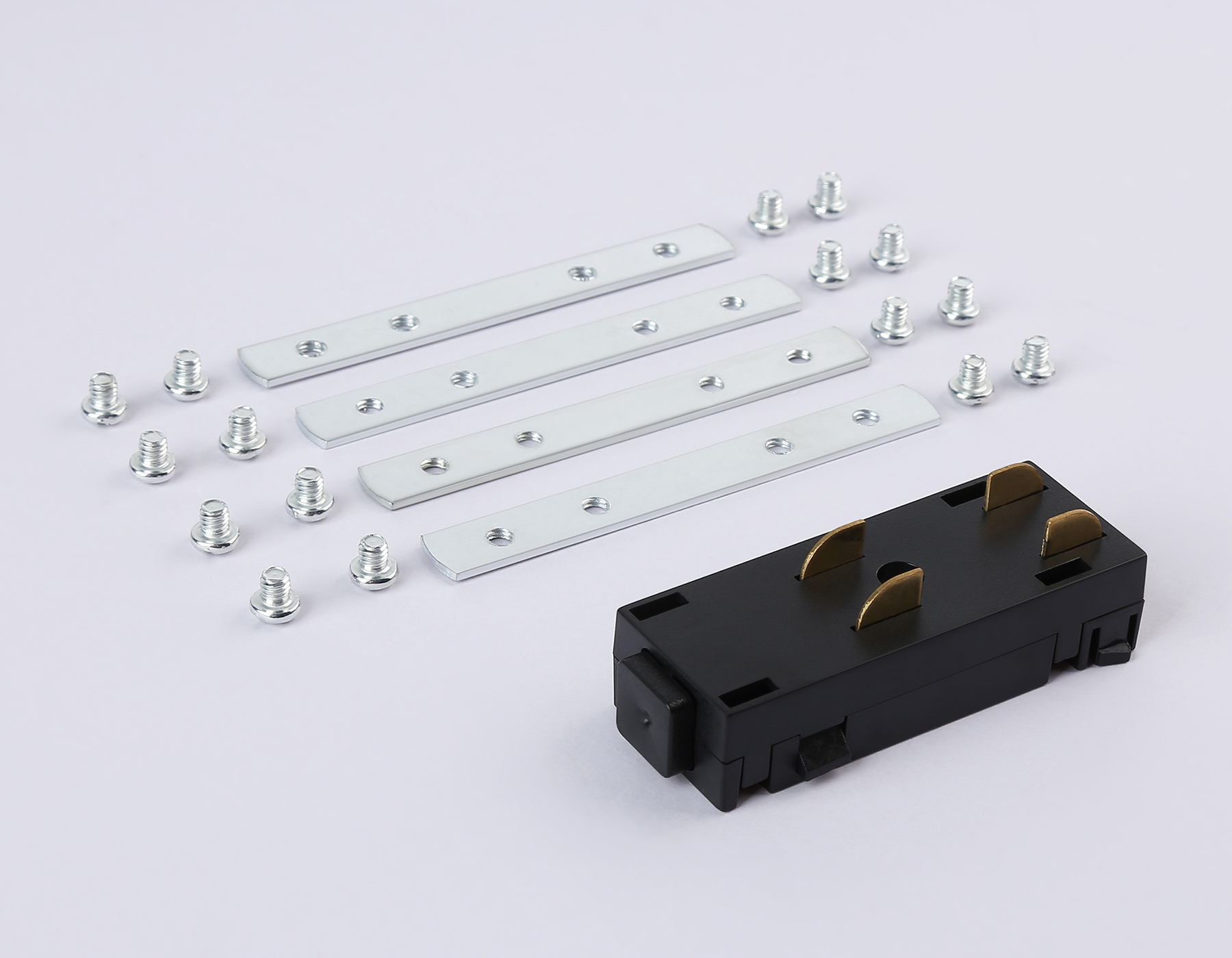 GL1108 BK черный коннектор питания прямой с соединителем для шинопровода в натяжной потолок Magnetic 220V 68*28.5*18