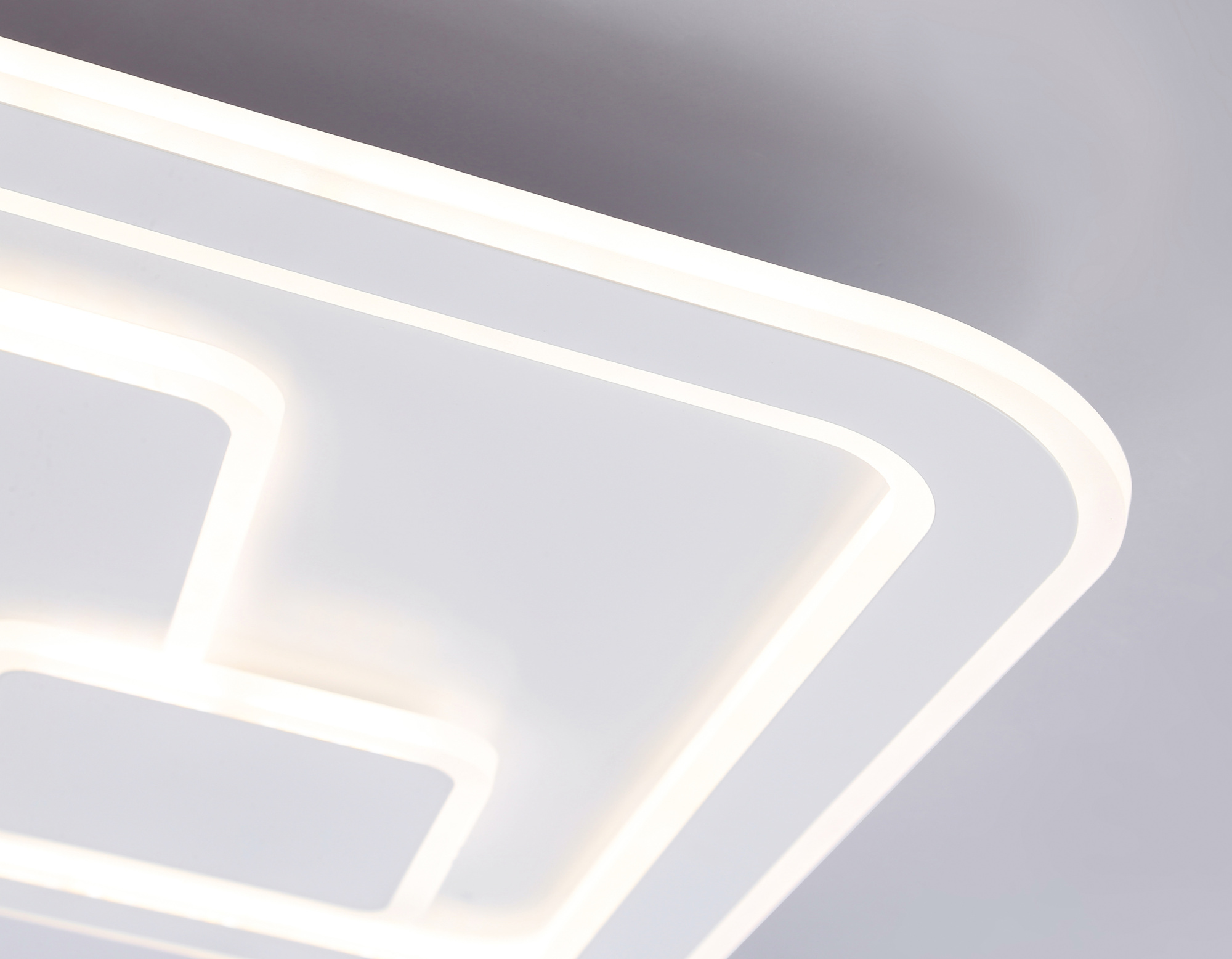 FA7712 WH белый 3000K-6400K 99W 480*480*60 (ПДУ РАДИО 2.4G)